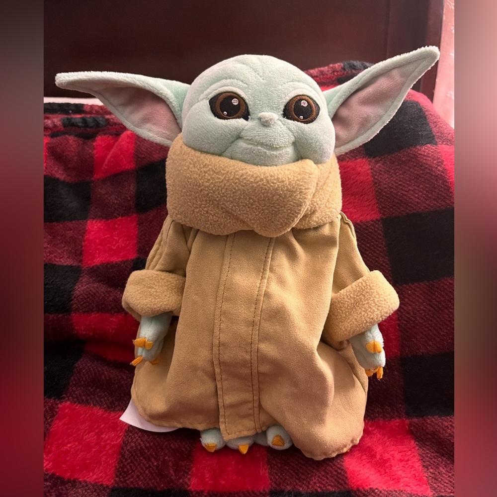 Disney‎ Green and Tan Stuffed Baby Yoda